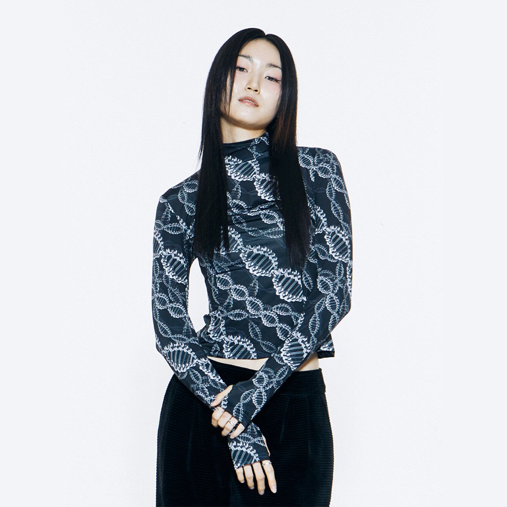 ECOGRAM 에코그램 [비건타이거] 프린트 핑거홀 탑 블랙 fashion