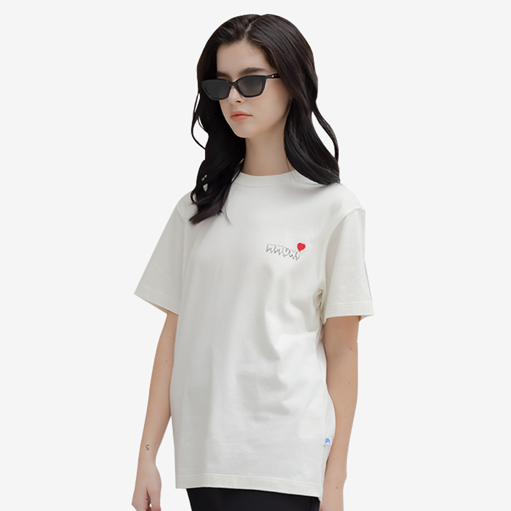 ECOGRAM 에코그램 [뮤니프로젝트] 하트 부클 자수 유니섹스 티셔츠(T-SHIRTS#3) fashion