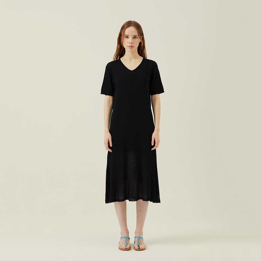 ECOGRAM 에코그램 [칼타]베이직 하프슬리브 드레스_블랙 fashion