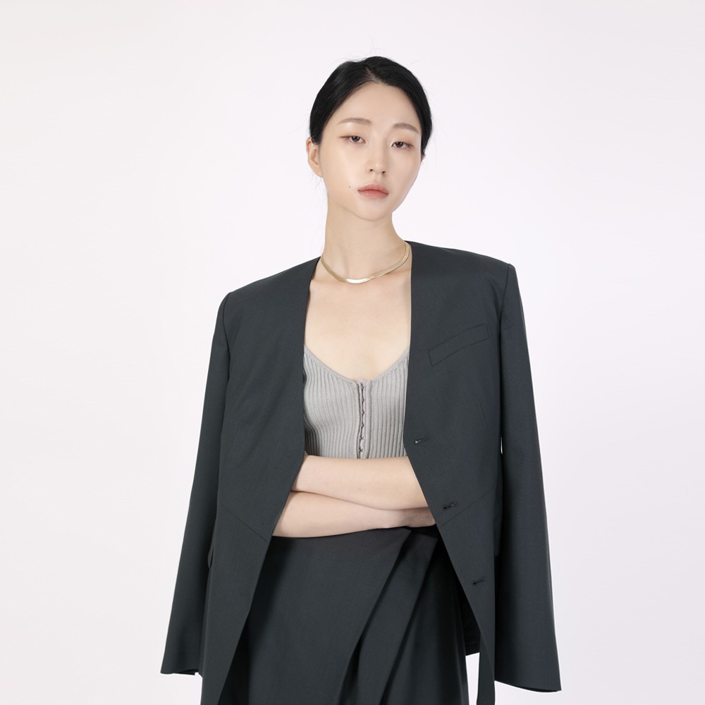 ECOGRAM 에코그램 [레아비엔/주문제작] V-NECK WOOL BLAZER-CHARCOAL GREY fashion